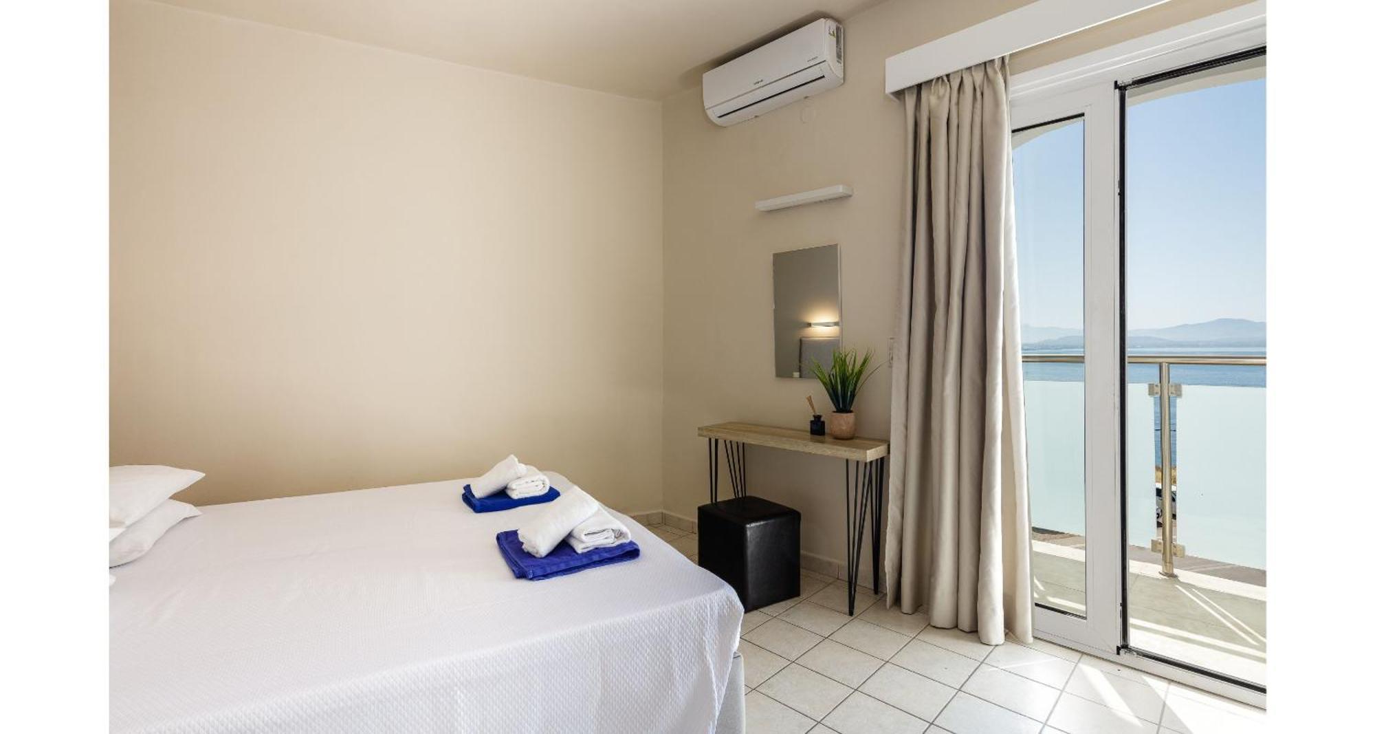 Areti Hotel Agia Galini  Ngoại thất bức ảnh
